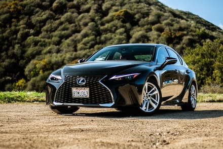 Lexus ES 2022